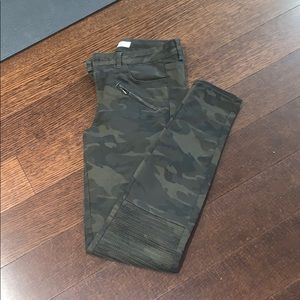 Zara skinny army/camo pants